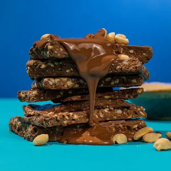 Laskas de chocolate ao leite com pasta de amendoim e amendoim crocante zero adição de açúcares 120g